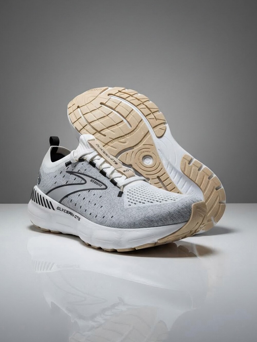 Brooks Glycerin GTS StealthFit 20 Womens Running Shoes Size 9.5 White Black